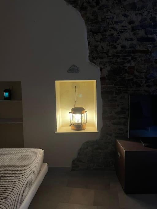 Iris 3: Un Fiore A Camogli Esterno foto
